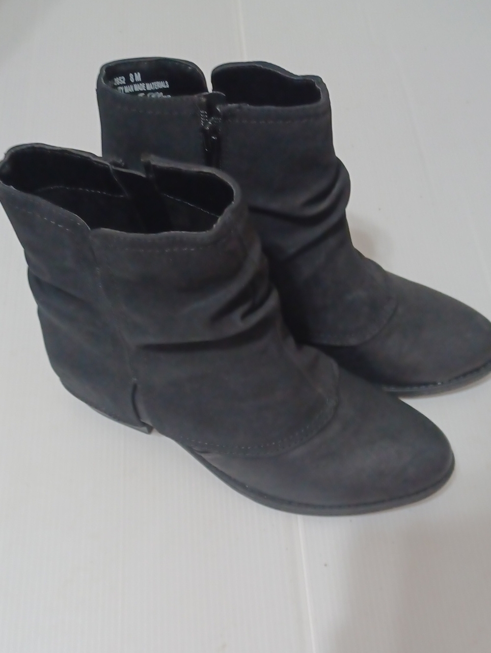 Easy Street Black Slouchy Ankle Booties. NWOT. Size 8M